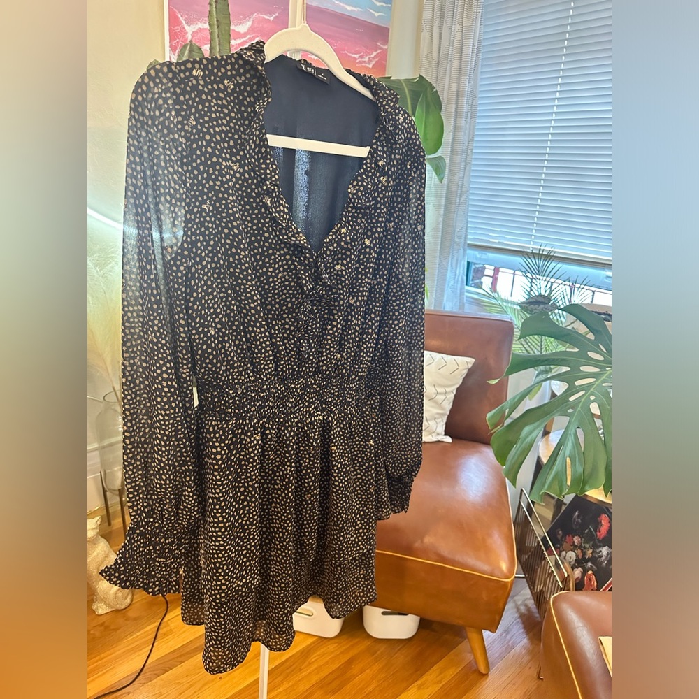 Very J two tier ruffle long sleeve dress 🍂🍁🍃
